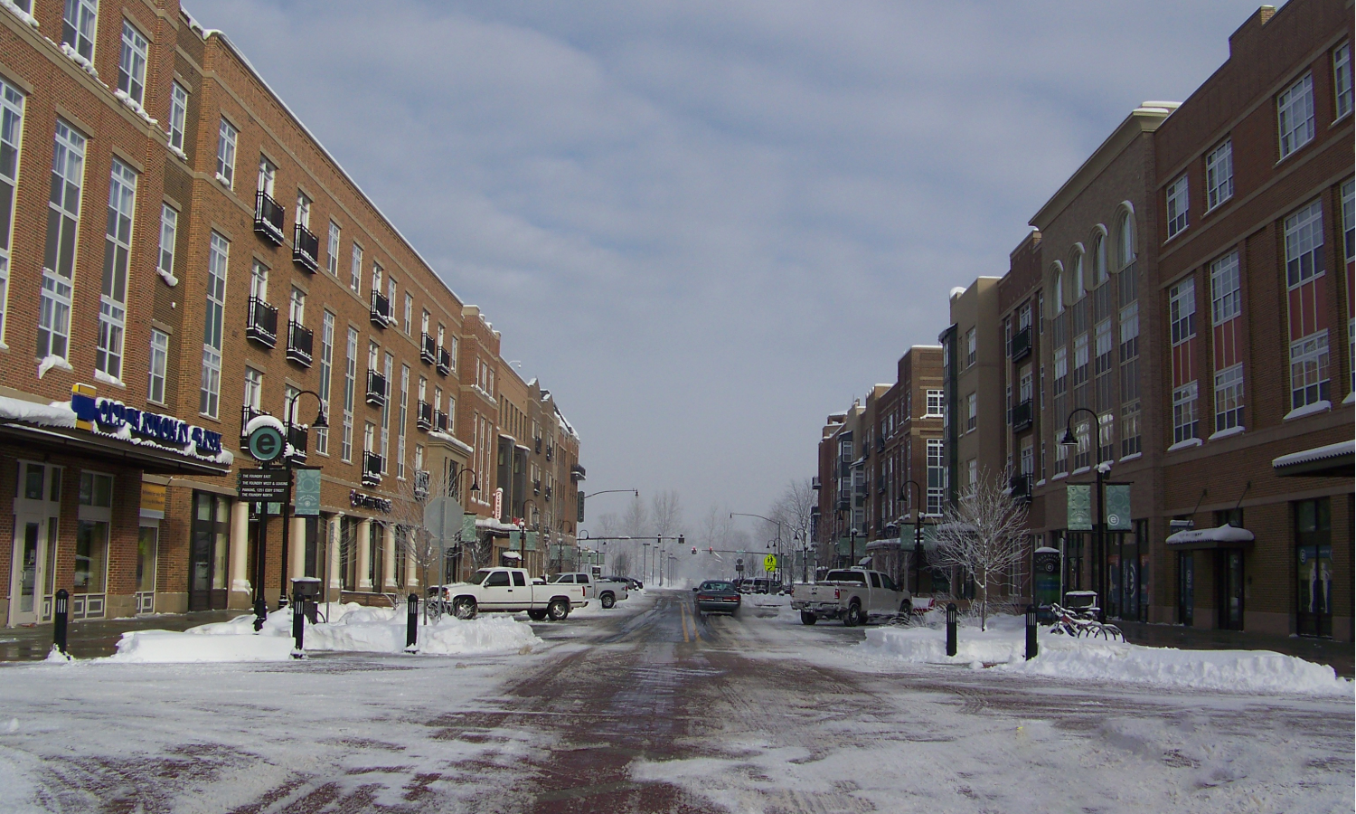 Home Snow covered Road in Downtown South Bend